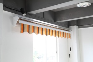 <span class=keywords><strong>Porche</strong></span> <span class=keywords><strong>de</strong></span> Control remoto <span class=keywords><strong>de</strong></span> marco <span class=keywords><strong>de</strong></span> <span class=keywords><strong>aluminio</strong></span> Material clásico ventana toldo para venta - Product Image 4