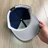 Snapback ajustado de poliéster de 6 paneles azul marino bordado 3D personalizado gorras de baloncesto informales estilo Hip Hop rendimiento