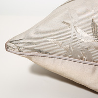 Luxe argenté gris libellule bambou Jacquard Polyester personnalisé oreiller plante feuille décorative housse de coussin pour la maison bureau hôtel