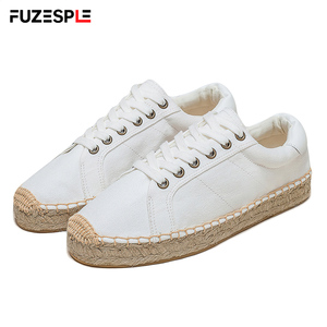 <span class=keywords><strong>Zapatillas</strong></span> de lona blancas para <span class=keywords><strong>mujer</strong></span>, con punta cerrada, <span class=keywords><strong>cordones</strong></span>, estilo espadrille, suela gruesa de cáñamo trenzado, para verano, informales, para exteriores. - Product Image 1