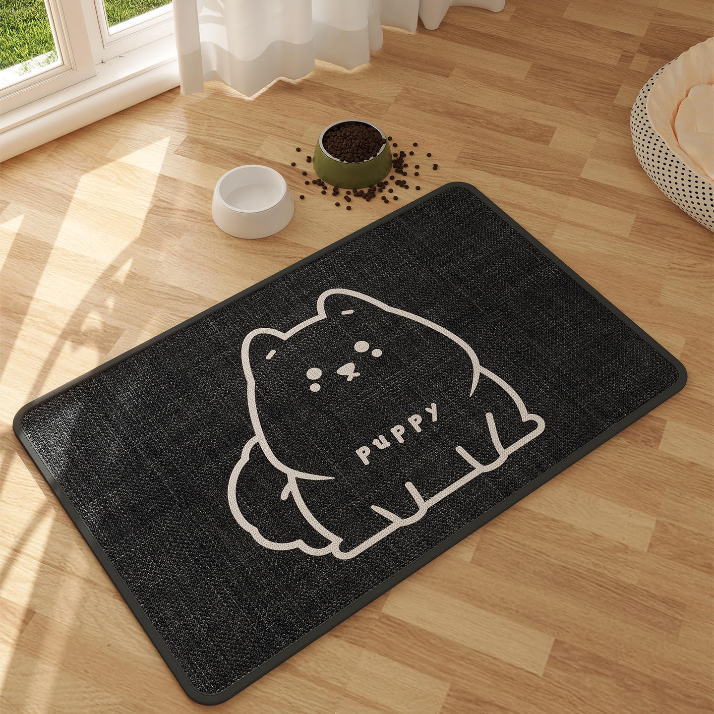 ลูกสุนัขสีดำตัวน้อยน่ารัก