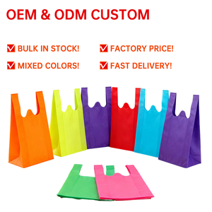 Bolsa de Compras Roja Biodegradable Personalizada, Bolsa de Supermercado Reutilizable de Material Spunbond, Diseño Personalizado Tipo Camiseta - Product Image 4