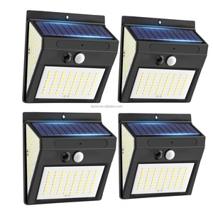 4 قطع إضاءة <span class=keywords><strong>LED</strong></span> شمسية للحدائق مع مستشعر حركة، إضاءة ثلاثية الجوانب مقاومة للماء IP65، مصباح خارجي شمسي للساحات - Product Image 1