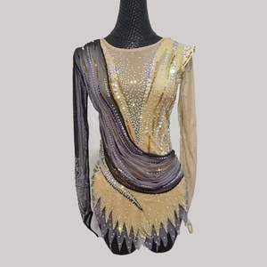 Justaucorps <span class=keywords><strong>de</strong></span> gymnastique <span class=keywords><strong>artistique</strong></span> personnalisé examen <span class=keywords><strong>de</strong></span> compétition Performance professionnelle <span class=keywords><strong>robe</strong></span> <span class=keywords><strong>de</strong></span> <span class=keywords><strong>patinage</strong></span> <span class=keywords><strong>artistique</strong></span> justaucorps <span class=keywords><strong>de</strong></span> gymnastique - Product Image 1