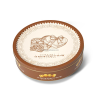 Biscuits ronds de Noël au beurre, sans sucre, style royal danois, enroulés et sucrés
