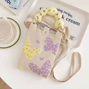 Vente chaude : Porte-monnaie en peluche tricotée mignon et dessin animé, petit sac à main polyvalent, pratique pour les sorties, les voyages, sac pour téléphone portable - Product Image 5