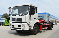 SINOTRUK HOWO 6X4 25ton crochet ascenseur camion à ordures compacteur mobile conteneur à ordures avec crochet bras camion