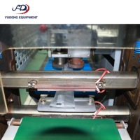 Machine d'emballage horizontale automatique à flux continu, type coussin, avec servomoteur, pour l'emballage de pain, de snacks, de savon et de produits de première nécessité