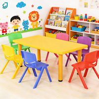 Ensemble table et chaise pour enfants de maternelle à prix abordable, mobilier de classe, table et chaise rectangulaires en plastique pour écoliers à vendre