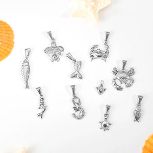 Olivia Acier Inoxydable Poisson <span class=keywords><strong>Crabe</strong></span> En Gros Pvd <span class=keywords><strong>Or</strong></span> 18K Sirène Tortue Hommes Femmes Plage Bijoux De Mode Pendentif pour DIY Faire - Product Image 5