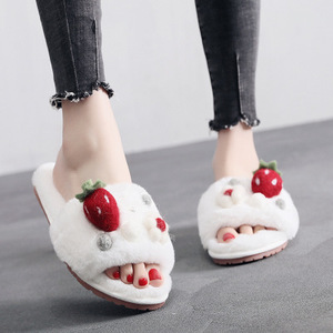 Scarpetta natalizia calda e morbida scarpetta <span class=keywords><strong>da</strong></span> <span class=keywords><strong>casa</strong></span> in morbido peluche <span class=keywords><strong>da</strong></span> donna <span class=keywords><strong>ciabatte</strong></span> <span class=keywords><strong>da</strong></span> donna in pelliccia invernale antiscivolo - Product Image 1