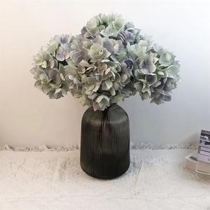 Flores de Hortensia Artificiales de Seda de Alta Calidad al por Mayor, Colores Vintage, Decoraciones para Bodas, Navidad y Graduaciones - Product Image 5