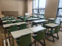 Meubles de classe GUANGWEI modernes de haute qualité en alliage d'aluminium, écologiques et durables, bureau double pour étudiants et chaises pour lycée