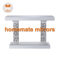 Table console moderne avec miroir pour l'entrée