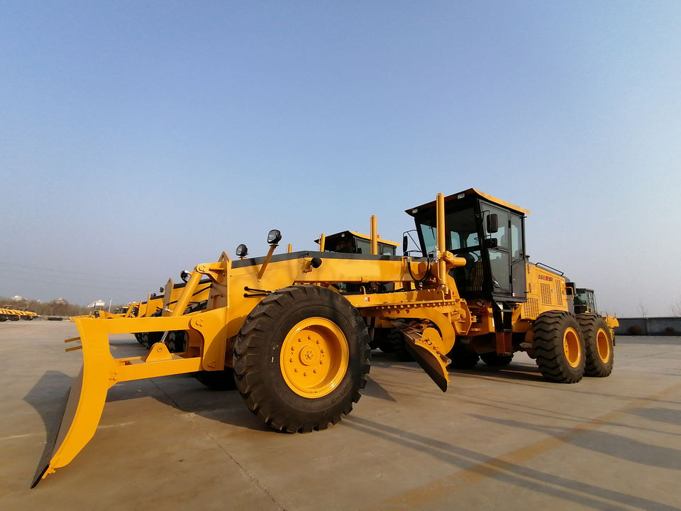 Gradar Machine Heavy Duty SG16-3 Motor Grader 129 kW Engine 500 mm Max Cutting Depth ...