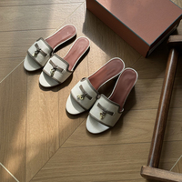 Sandales plates d'été pour femmes de marque originale, chaussures décontractées d'extérieur en cuir véritable, style italien de luxe