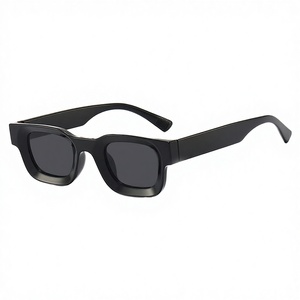 Lunettes de soleil unisexes carrées vintage tendance, style rétro punk hip hop, logo personnalisé, monture noire en PC de haute qualité, UV400 TAC - Product Image 2