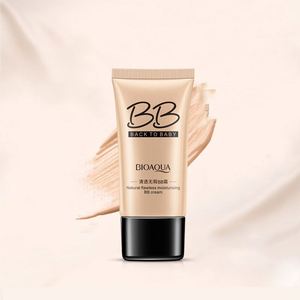 Produttore OEM di Set di Cosmetici per il Viso con Crema Idratante e Sbiancante Naturale Biologica (Nuovo) - Product Image 4