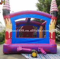 Cabane à sucre gonflable colorée videur maison crème glacée gonflable saut bonbons terre Combo