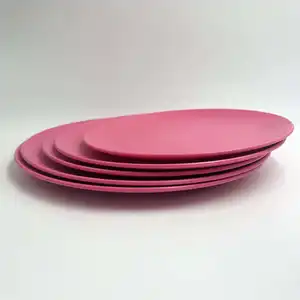 북유럽 스타일 다채로운 재활용 식품 플라스틱 접시 우아한 파티 라운드 Rpet 접시