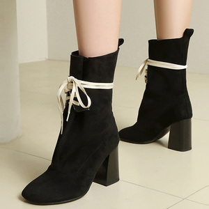 Bottines à talons hauts et épais pour femmes, grande taille 46, coupe large, à lacets sur le devant, bout carré, en daim - Product Image 3