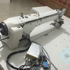 China Heavy Duty Industrial Triple Needle Gear Lockstitch Leather Jack Sewing Machine Motor High-Speed - Product Image 4