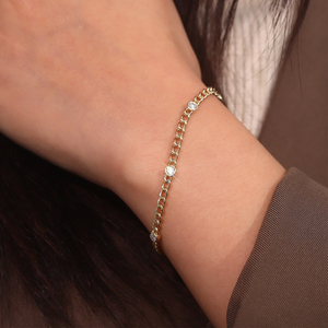 Bracelet en or jaune véritable 10K 14K 18K avec diamants de laboratoire taille ronde, sur mesure pour femme, pour un usage quotidien ou comme bijou d'anniversaire. - Product Image 3