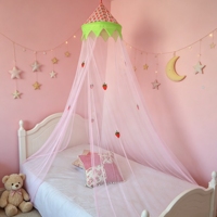 Moustiquaire de lit pliable brodée fraises, tente dôme suspendue pour chambre d'enfants et de filles, décoration toutes saisons