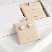 Almohadillas para Joyería con Logotipo Personalizado en Lámina Dorada para Pendientes, Collares, Pulseras y Cartulinas de Joyería, Almohadillas Blancas para Pendientes de Botón