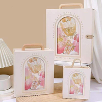 Boîte cadeau personnalisée en gros pour mariage et gâteaux de lune avec poignée en bois, impression UV, gaufrage, papier couché