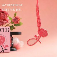 Pendentif d'aromathérapie pour voiture en forme de cœur rose mignon, cadeau idéal pour la Saint-Valentin, ornement parfumé longue durée