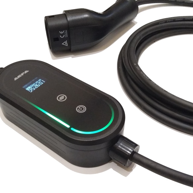 Home Use EV Charger 32amps 7KW  Type1/Type2/AC Portable EV Charger Electric Car Home Fast Charger