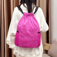 Sac de sport en PU pour football et basketball avec bretelles, design moderne et simple, grande capacité, poche extérieure et cordon de serrage