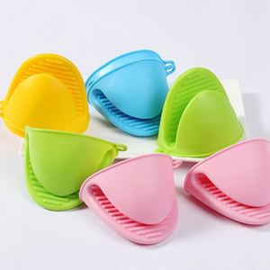 Gants de cuisine en silicone épaissis isolants, pinces à main anti-brûlure et antidérapantes, ensembles de maniques de four - Product Image 4
