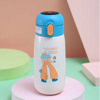 Bouteille d'eau de luxe intelligente Affichage numérique de la température par LED Tasses en acier inoxydable intelligentes Tasse isolante alimentée par batterie