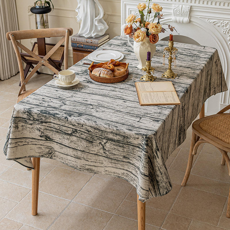 การค้นหาฤดูใบไม้ร่วง: น้ำค้างยามเช้าและเงาสะท้อนบนภูเขา (ปกเข้าเล่ม)