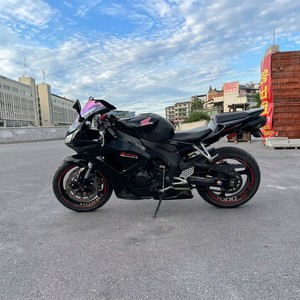 Motocicleta con Tanque Grande de 18L, Motor Japonés Usado, Edición <span class=keywords><strong>Repsol</strong></span>, Motor Pesado para Viajes de Fin de Semana - Product Image 2