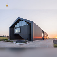 Almacén Prefabricado de Estructura de Acero Moderna con Revestimiento Metálico Aislado y Resistente a la Intemperie, Taller de Fabricación