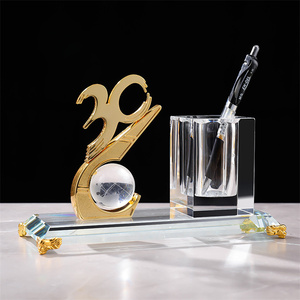 2025 Moda Estilo Desktop Cristal Vidro Pen Holder Set Metal Cavalo Águia Decorativa Negócios Graduação Presentes Gravura UV - Product Image 6