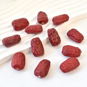 Dattes rouges artificielles réalistes, simulation de jujubes, fruits séchés factices pour accessoires de photographie, présentation en cuisine, décoration de festival - Product Image 6