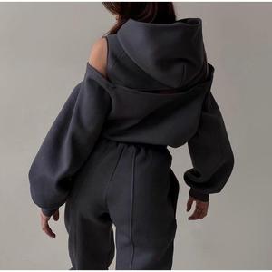 Ensemble sweat-shirt et pantalon large pour femme, style streetwear décontracté, avec logo thermocollé, 100% polyester - Product Image 3