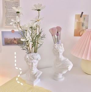 <span class=keywords><strong>Apolo</strong></span> de estilo europeo figura femenina occidental <span class=keywords><strong>estatua</strong></span> interior/exterior Villa arte decoración Navidad resina artesanía pintura modelo amor - Product Image 3