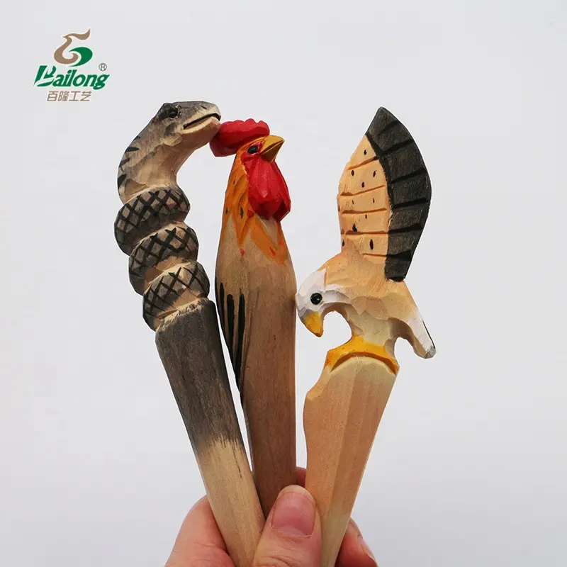 نوعية جيدة يدويا الخشب الحرف الحيوان شكل منتجات ترويجية الحبر قلم خشبي مع شعار