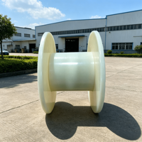 Bobine en plastique épaissie à fixation latérale stable pour le transport et le stockage de fils sur de longues distances