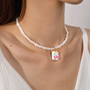 Colgante cuadrado pintado a mano con diseño de flor, fruta y signo de interrogación, accesorios de joyería DIY para la elaboración de collares. - Product Image 4