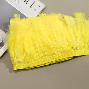 Frange de <span class=keywords><strong>plumes</strong></span> plates multicolores en <span class=keywords><strong>plumes</strong></span> de dinde naturelles pour la décoration de mariages, de fêtes et les accessoires vestimentaires DIY teints - Product Image 3