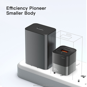 Cargador de viaje inteligente, sin miedo A la noche, eficiente, cuerpo más pequeño, 33w, tipo C, USB A - Product Image 4