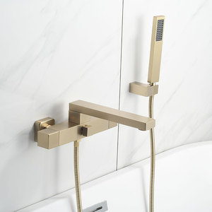 Robinet <span class=keywords><strong>de</strong></span> baignoire gris anthracite allongé, mural, en cuivre, eau chaude et froide, cascade latérale, pomme <span class=keywords><strong>de</strong></span> douche rectangulaire, pour <span class=keywords><strong>salle</strong></span> <span class=keywords><strong>de</strong></span> <span class=keywords><strong>bain</strong></span> - Product Image 4