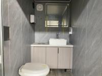 Toilettes mobiles personnalisables pour les chantiers de construction extérieurs et l'équipement de service des lieux de divertissement