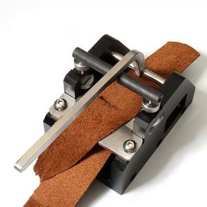 Écharneur de Cuir Fait Main pour DIY Ceinture Outil d'Amincissement et de Refendage du Cuir - Product Image 1